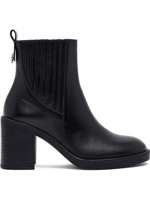 Derimod Kadın Siyah Kalın Topuklu Deri Chelsea Bot 25WFD132518