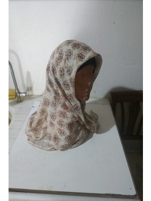 Güzel Kaman Locella Soft Başörtü 1 Adet Bej Kahfe Gül Desenli Kaliteli Şık Güzel