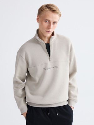 Lc Waikiki Yeni Sezon Dik Yaka Baskılı Erkek Kalın Sweatshirt