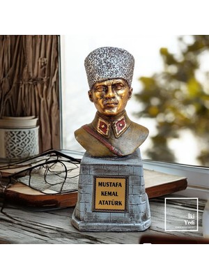 İki Yedi Konsept Mustafa Kemal Atatürk Büst Heykeli Biblosu Ev Ofis Büro Dekorasyonu Iş Hediyesi Dekoratif Objeler