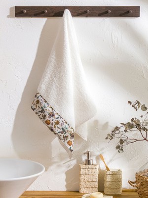 Lc Waikiki Yeni Sezon Baskılı Pamuklu Yüz Havlusu 50X80 cm