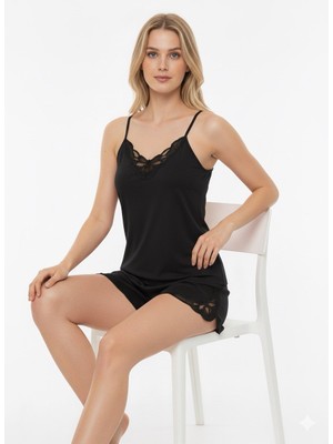 Cherry Queen  Mikro Penye Dantel Şortlu Gecelik Takımı – Yumuşak, Esnek, Şık