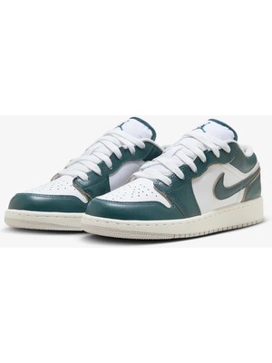 Nike Air Jordan 1 Low Se (Gs)