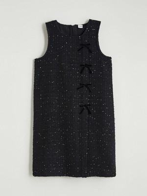 Lc Waikiki Yeni Sezon Bisiklet Yaka Fiyonk Detaylı Kız Çocuk Tüvit Elbise