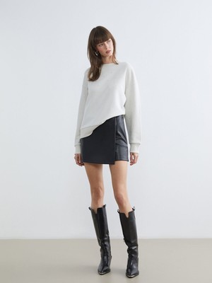 Lc Waikiki Yeni Sezon Beli Fermuarlı Deri Görünümlü Şort Etek