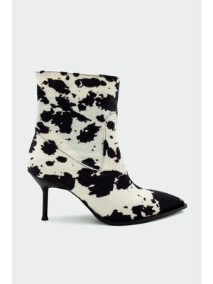 Laminta Miyo Inek Desenli Sivri Burunlu Topuklu Bot