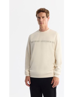 Avva Erkek Ekru Bisiklet Yaka Baskılı Soft Touch Regular Fit Sweatshirt A42Y1307