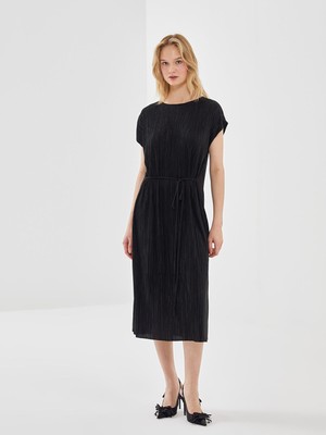 Lc Waikiki Yeni Sezon Bisiklet Yaka Dokulu Elbise