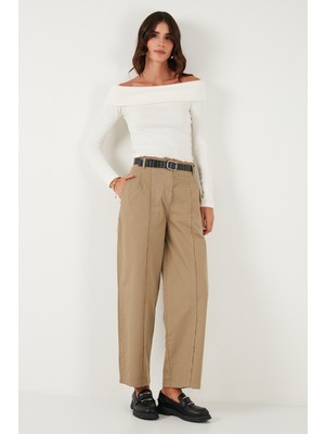 Lela Pamuklu Relaxed Fit Geniş Paça Dikiş Detaylı Kemerli Pantolon Bayan Pantolon 68351208