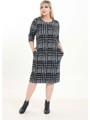 Modayız Çift Cepli Desenli Esnek Kışlık Büyük Beden Midi Elbise 8D-2742