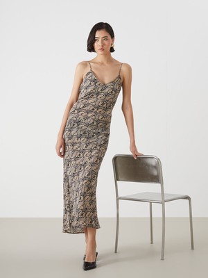 Lc Waikiki Yeni Sezon Kalp Yaka Yılan Derisi Desenli Askılı Elbise