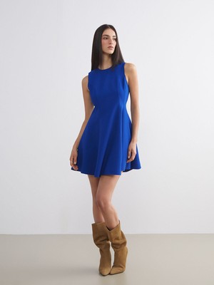 Lc Waikiki Yeni Sezon Bisiklet Yaka Belden Oturtmalı Mini Elbise