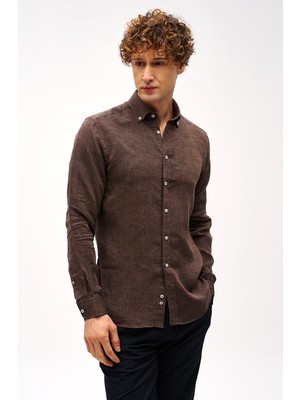 İGS Kahve Dynamic Fit Düğmeli Yaka Düz Uzun Kollu Cepsiz %100 Keten Gömlek