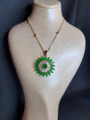 Mryart Altın Renk Yeşil Taş Güneş Model Top Zincir Çelik Kolye