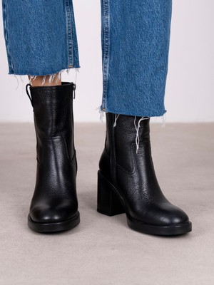Ece'nin Butiği Priya Siyah Hakiki Deri Kadın Bot