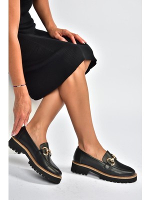 Fox Shoes V944082303 Siyah Hakiki Deri Kalın Taban Tokalı Makosen Günlük Ayakkabı