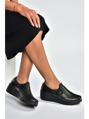 Fox Shoes V324405603 Siyah Hakiki Deri Günlük Kadın Ayakkabı