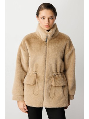 Karma 6103 Ekol Manto