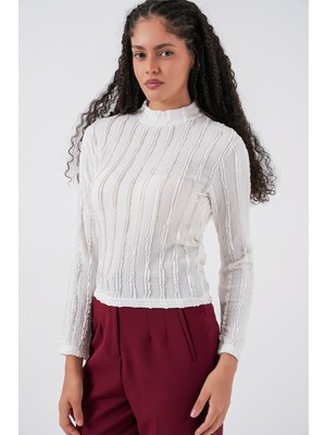 Hiccup Kadın Bdart Dokulu Slim Fit Dik Yaka Bluz Beyaz