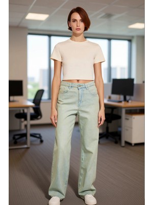 FRM Kadın Yüksek Bel Soluk Geniş Paça Kot Fonksiyonel Dayanıklı Kaliteli Konforlu Estetik Spor