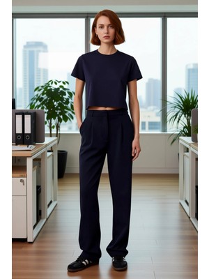 FRM Kadın Pileli Geniş Bacak Dokuma Pantolon Fonksiyonel Dayanıklı Kaliteli Konforlu Estetik Şık