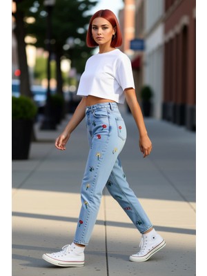 PayBuy Kadın Nakışlı Yüksek Bel Mom Jean Fonksiyonel Dayanıklı Kaliteli Konforlu Estetik Premium Şık