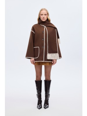 Quzu Atkılı Çoban Dikişli Oversize Kısa Kaban Kahverengi