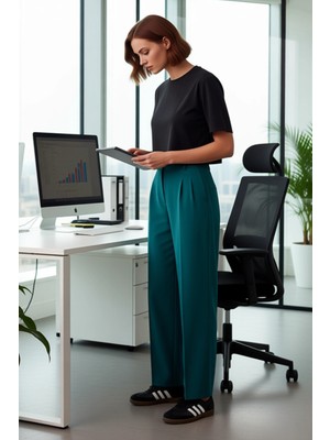 FRM Kadın Straight Fit Dokuma Kumaş Pantolon Fonksiyonel Dayanıklı Kaliteli Konforlu Estetik Şık