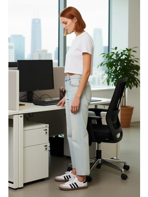 FRM Kadın Açık Düz Kesim Denim Pantolon Fonksiyonel Dayanıklı Kaliteli Konforlu Estetik Modern