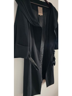 Plaka Siyah Uzun Pardösü