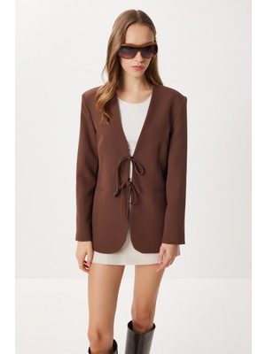 Happiness İstanbul Fiyonk Detaylı Vatkalı Blazer Ceket LXA0016 Kahverengi