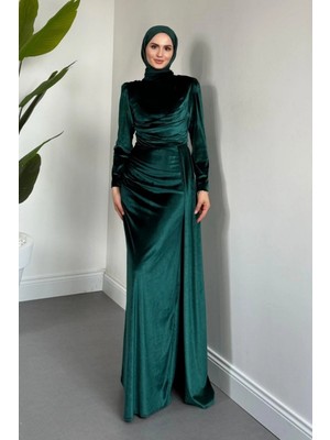 Tesettür Diyarı Selis Balık Model Kadife Kumaş Tesettür Abiye- Zümrüt