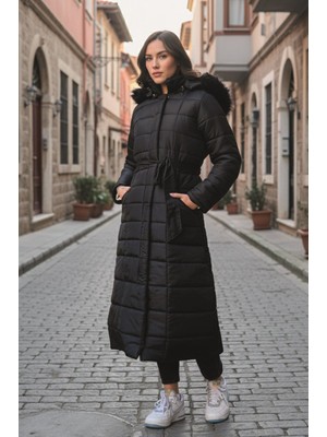 Barbora Kadın Kışlık Tam Boy Siyah Şişme Mont Su İtici Özellikli Günlük Kullanım İçin