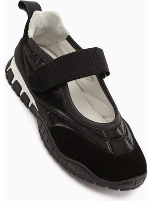 Limoya Nora Siyah Kürklü Cırt Cırtlı Spor Babet