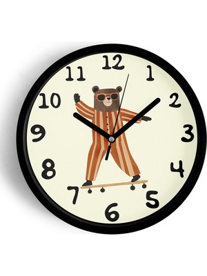 JHAAR Güneş Gözlüklü Kaykay Yapan Sevimli Ayı Çocuk Odası Modern Duvar Saati - 25CM - Önü Camlı Siyah Kasa