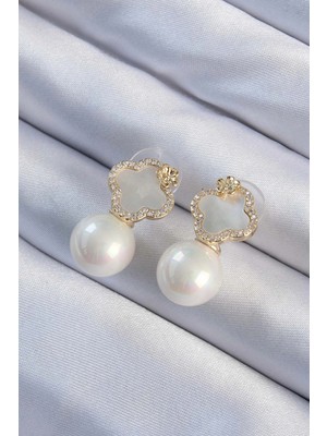 Shopwe Pirinç Altın Renk Zirkon Taşlı Minimal Çiçek Tasarımlı Kadın Küpe