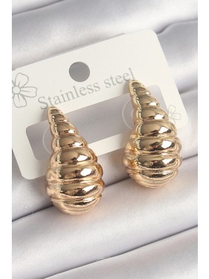 Shopwe Pirinç Gold Renk Işlemeli Damla Model Kadın Küpe