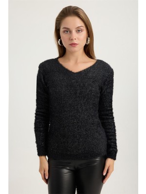 Home Store V Yaka Triko