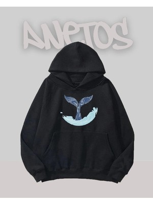 Anetos Balık Kuyrugu Tasarım Siyah Ön Baskılı Sweatshirt