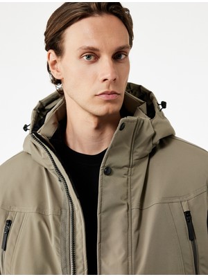 Koton Uzun Kollu Kapaklı Cep Detaylı Fermuarlı Kapüşonlu Parka