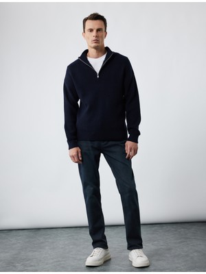 Koton Uzun Kollu Dokulu Yarım Fermuarlı Yaka Triko Kazak