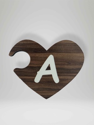 Mundy A Harfi (Sağ Parça) – Ahşap Puzzle Kalp Harf Magnet – Buzdolabı Süsü – Ikili Uyumlu (KOD:993)