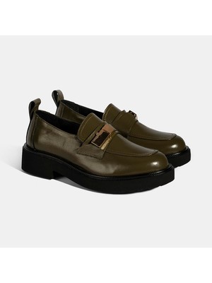 Desa Kadın Yeşil Metal Toka Aksesuarlı Deri Loafer
