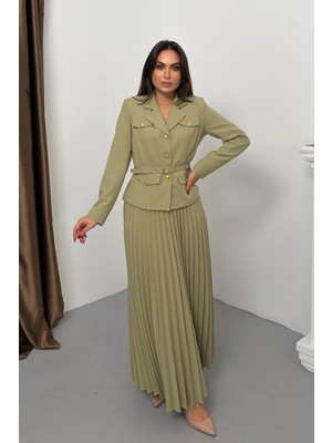 Spirituel Kadın Ikili Alt Üst Takım Şık Kemerli Cep ve Düğme Detaylı Kısa Blazer Ceket Piliseli Uzun Etek Takım