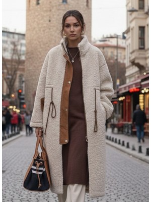 Peluş Beli Bağcık Detaylı Fermuarlı Ceket