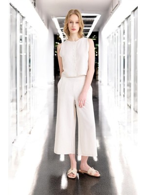 Yazlık Sırt Detaylı Kolsuz Rahat Keten Takım