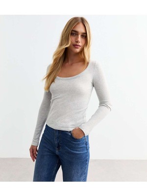 Rooted Kadın Havuz Yaka  Uzun Kol, Derin Havuz Yaka Bluz, Fitilli Kaşkorse Kumaş