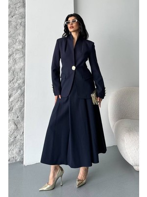 AKD Atelier Kadın Ikili Takım Şık Düğme Detaylı Dik Yaka Blazer Ceket Uzun Çan Etek Takım