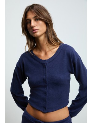 Grimelange CLARITA Kadın Yumuşak Ve Esnek Kumaşlı Bele Oturan Düğmeli Crop Lacivert Hırka