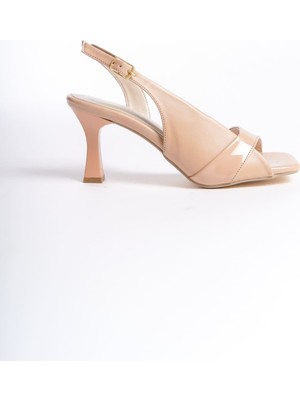 Klein Kadın Nude Rugan Detaylı Topuklu Sandalet